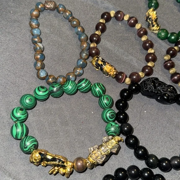 25 japanese bracelets.